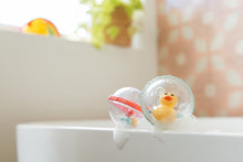 Carica l'immagine nel visualizzatore di Gallery, Munchkin Bath Float and Play Bubble Balls 2Pk