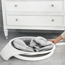 Lade das Bild in den Galerie-Viewer, Munchkin Baby Swing Grey