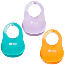 Carica l'immagine nel visualizzatore di Gallery, Tommee Tippee Catch All Bib Pack of 3 Assorted