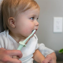 Load image into Gallery viewer, Dr Brown's Infant-To-Toddler Toothbrush Elephant 0-3