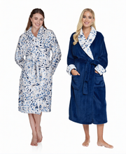 تحميل الصورة إلى عارض المعرض، 6 Pack Ladies Supersoft Fleece Blue Leopard Print Shawl Collar Robe