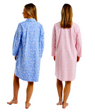 تحميل الصورة إلى عارض المعرض، Ladies 40" Brushed 100% Cotton Pretty Vines Wincyette Long Sleeve Nightdress

