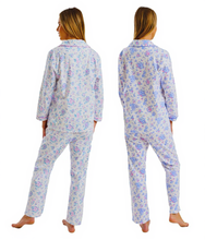 Lade das Bild in den Galerie-Viewer, Ladies Brushed 100% Cotton Floral Bouquet Print Wincyette Revere Collar Pyjamas
