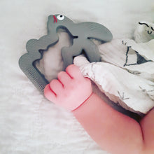 Lade das Bild in den Galerie-Viewer, Belo And Me Bunny Teether Grey

