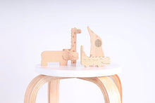 Carica l'immagine nel visualizzatore di Gallery, Belo And Me Wooden Animal Elephant
