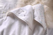 Carica l'immagine nel visualizzatore di Gallery, Silver Cloud Counting Sheep Hooded Cuddle Robes Pack of 2

