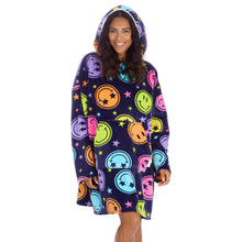 Lade das Bild in den Galerie-Viewer, Ladies Supersoft Smiley Faces Sherpa Fleece Oversize Hoodie
