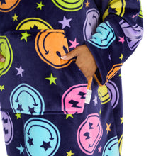 Lade das Bild in den Galerie-Viewer, Ladies Supersoft Smiley Faces Sherpa Fleece Oversize Hoodie
