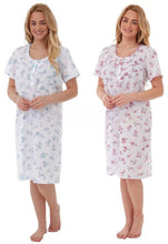 Carica l'immagine nel visualizzatore di Gallery, Lady Olga Ladies Poly Cotton Floral Short Sleeved Nightdress
