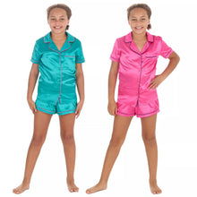Lade das Bild in den Galerie-Viewer, Slumber Party Girls Short Sleeve Satin Pyjama Set 5 Packs
