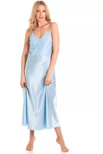 Lade das Bild in den Galerie-Viewer, English Made Satin Long Nightdress with Deep Lace Detail
