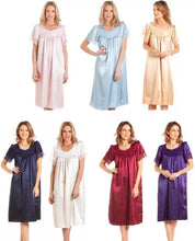 Load image into Gallery viewer, English Made Satin Short Sleeved Nightdress with Lace Detail
