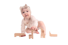 Carica l'immagine nel visualizzatore di Gallery, Belo And Me Wooden Animal Elephant
