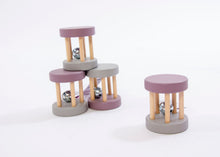 Lade das Bild in den Galerie-Viewer, Belo And Me Wooden Bell Rattle
