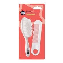 Carica l'immagine nel visualizzatore di Gallery, Tommee Tippee Essentials Brush &amp; Comb

