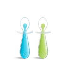 Lade das Bild in den Galerie-Viewer, Munchkin Gentle Scoop Silicone Training Spoons 2Pk

