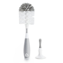 Carica l'immagine nel visualizzatore di Gallery, Munchkin Bristle Bottle Brush Grey

