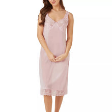 Charger l'image dans la galerie, Marlon Ladies Full Slips with Built Up Shoulder
