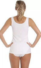 تحميل الصورة إلى عارض المعرض، La Marquise Ladies Cotton Underwear Winter Sleeveless Vest White
