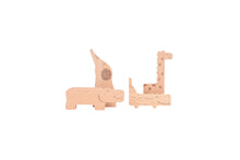 Carica l'immagine nel visualizzatore di Gallery, Belo And Me Wooden Animal Elephant

