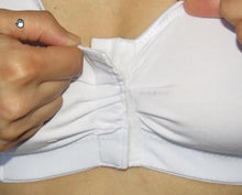 Carica l'immagine nel visualizzatore di Gallery, Gemm Front Fastening Stretch Cotton Multi Cup Bra White
