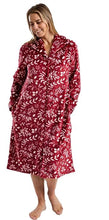 تحميل الصورة إلى عارض المعرض، Ladies Leaf Silhouette Embossed Cosy Fleece Zip Gown

