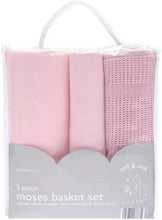 Carica l&#39;immagine nel visualizzatore di Gallery, Soft And Cosy 3 Piece Moses Basket Set
