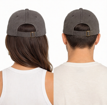 Afbeelding in Gallery-weergave laden, Adults New York Grey Stonewashed Baseball Cap With Embellishment
