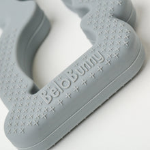 Lade das Bild in den Galerie-Viewer, Belo And Me Bunny Teether Grey
