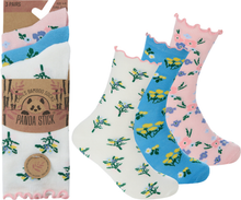 تحميل الصورة إلى عارض المعرض، Panda Stick Ladies Bamboo Blend Comfort Soft Ankle Socks Floral
