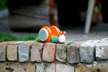 Load image into Gallery viewer, Halilit Edushape Dilly Dally Snail
