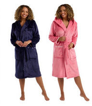 Charger l'image dans la galerie, Ladies Playful Pooch Super Soft Fleece Hooded Gown
