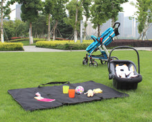 Afbeelding in Gallery-weergave laden, Clippasafe Stroller Carry Bag &amp; Picnic Mat
