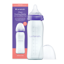 Carica l'immagine nel visualizzatore di Gallery, Lansinoh Glass Feeding Bottle Plastic
