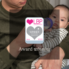 Carica l'immagine nel visualizzatore di Gallery, Lansinoh Glass Feeding Bottle Plastic
