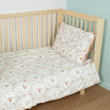 تحميل الصورة إلى عارض المعرض، Purflo Toddler Duvet Cover &amp; Pillowcase Storybook Nutmeg
