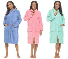 Load image into Gallery viewer, 6 Pack Ladies 100% Cotton Long Sleeve Towelling Gown With Zip
