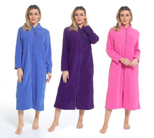 Lade das Bild in den Galerie-Viewer, Lady Olga Button Through Fleece Dressing Gowns

